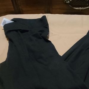 PINK FULL LENGTH BLACK LEGGINGS